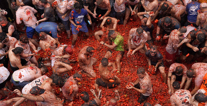 El PSPV-PSOE denuncia la irresponsabilidad del PP y XBuñol por poner en riesgo la salud de los asistentes a la Tomatina